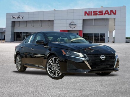 2025 Nissan Altima SL Sedan