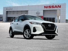 2025 Nissan Kicks Play S SUV