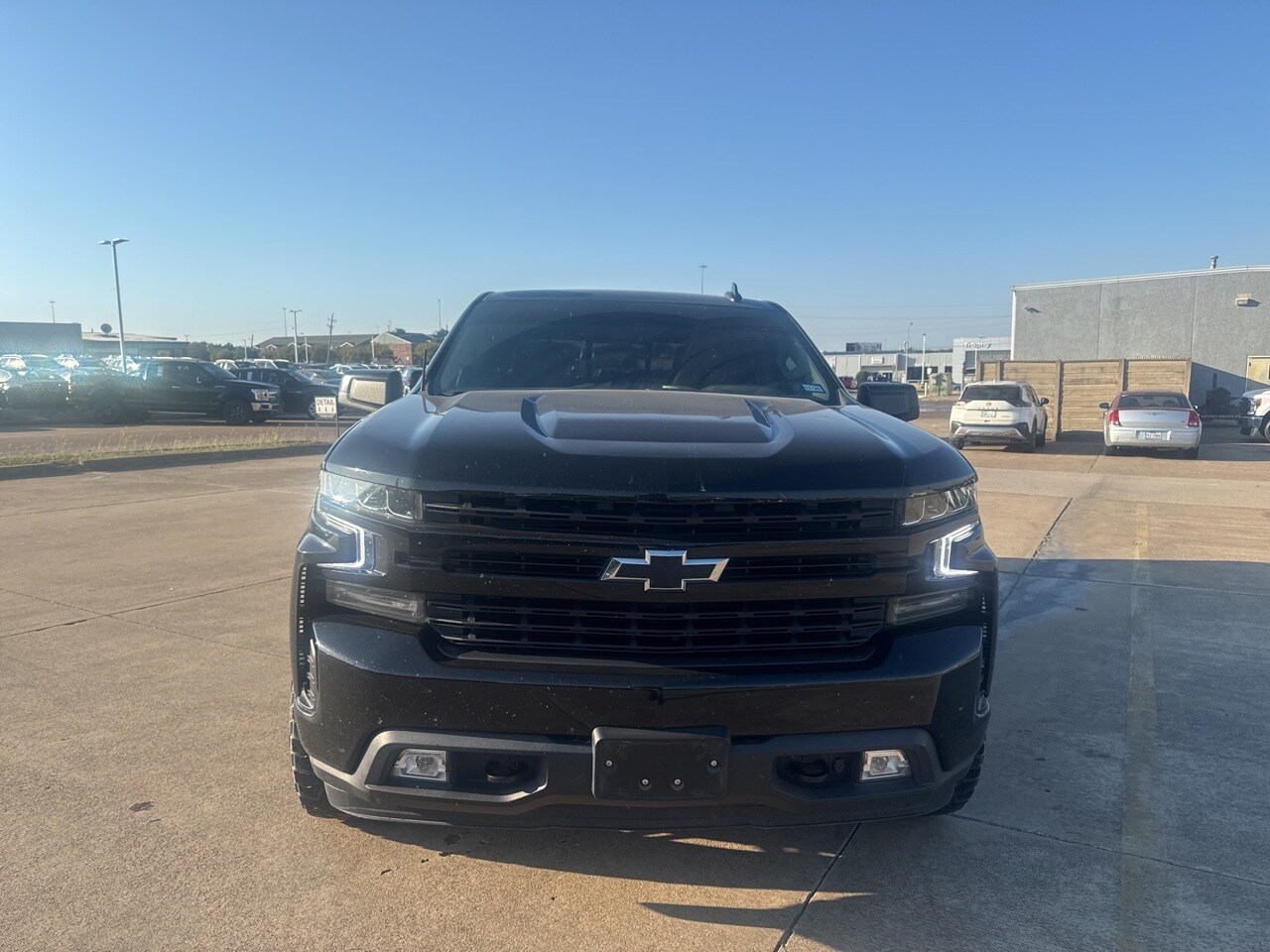 2021 Chevrolet Silverado 1500 RST photo 2