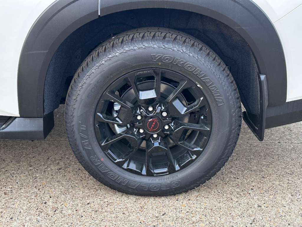 2026 Nissan Armada PRO-4X - Photo 22