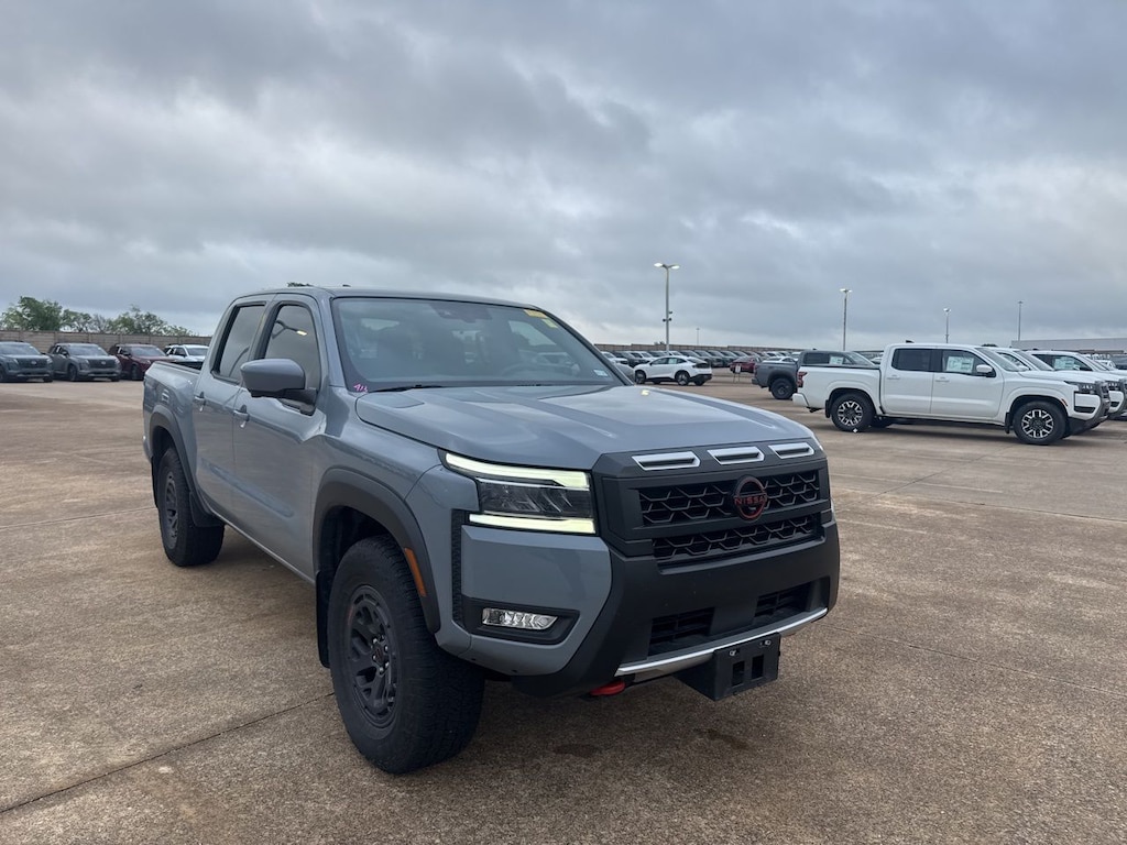 Certified 2025 Nissan Frontier PRO-4X Truck