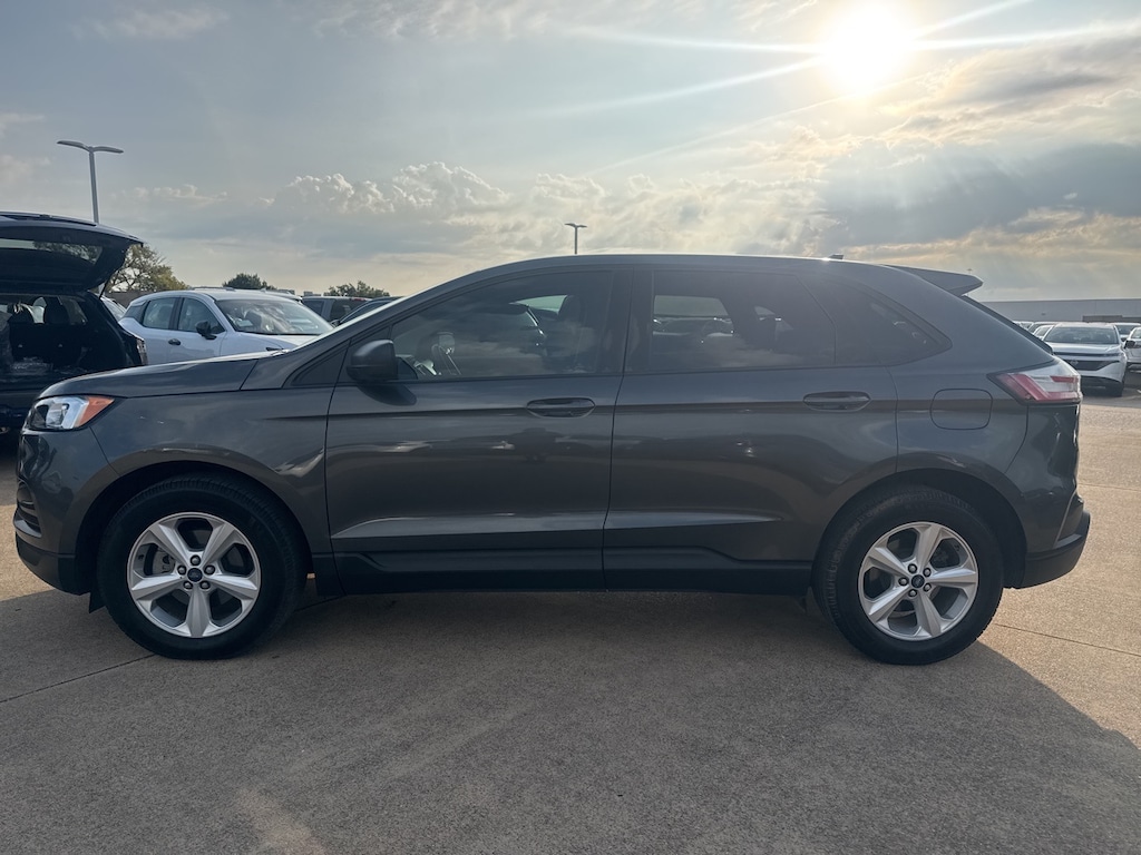 Used 2020 Ford Edge SE SUV