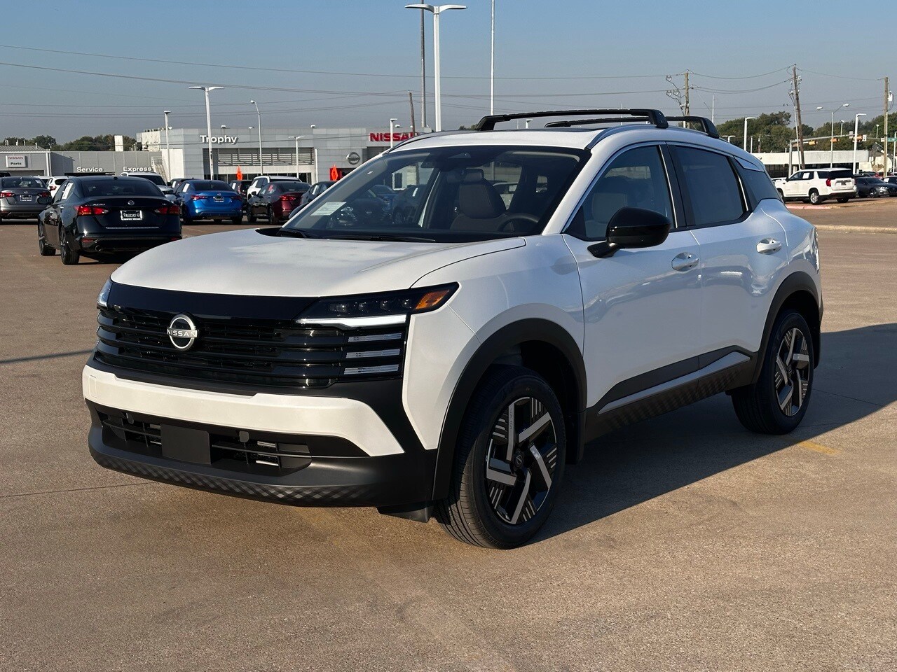 2026 Nissan Kicks SV photo 2