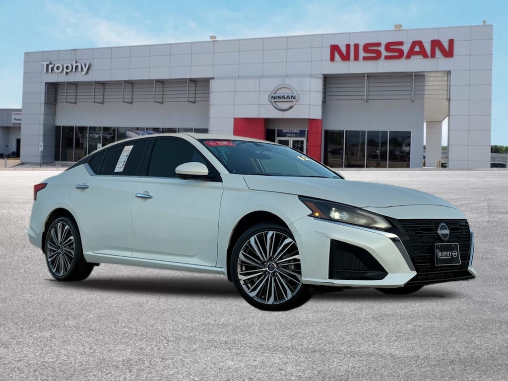 Certified 2023 Nissan Altima 2.5 SL Sedan