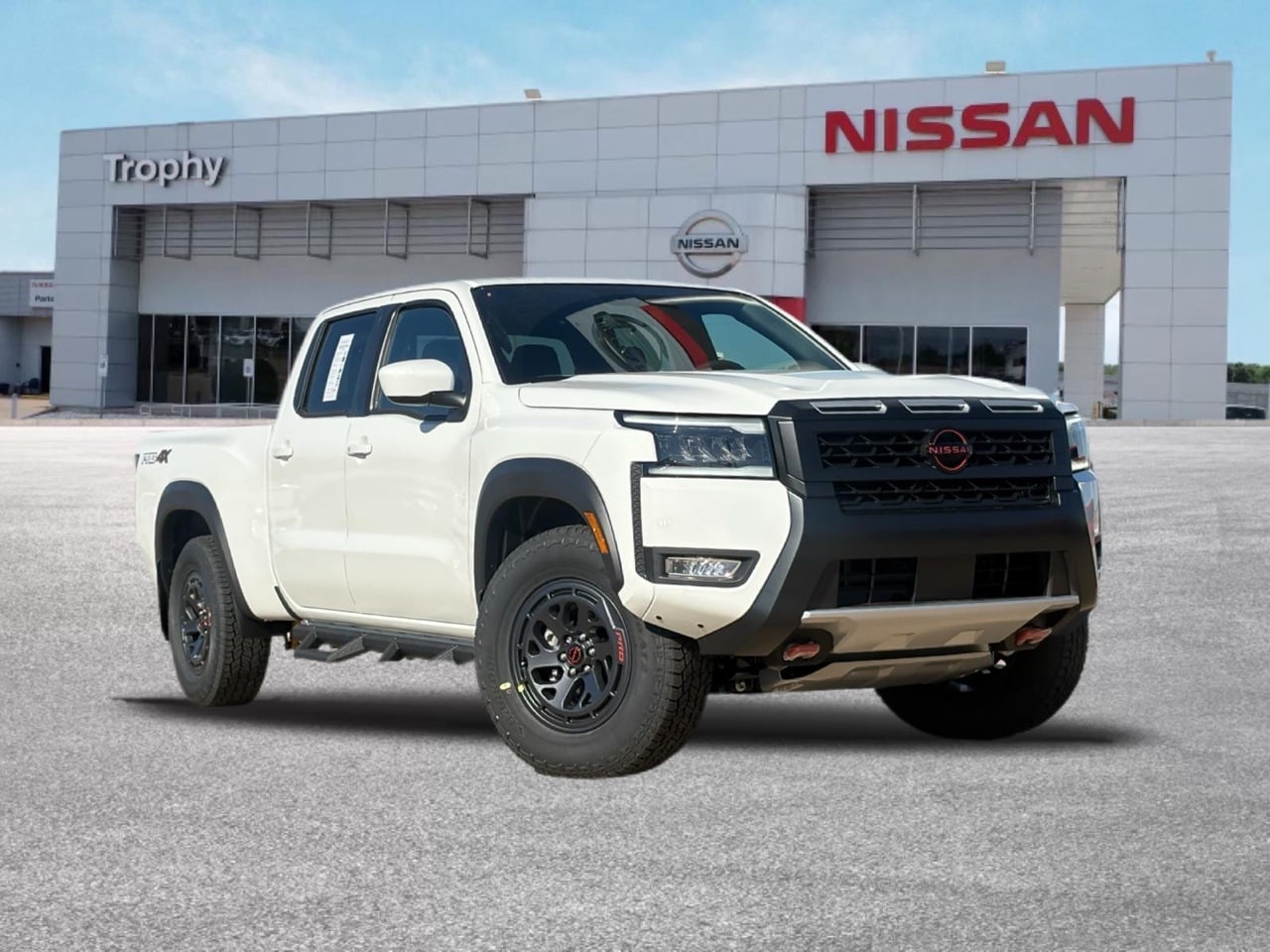 2026 Nissan Frontier PRO-4X's photo