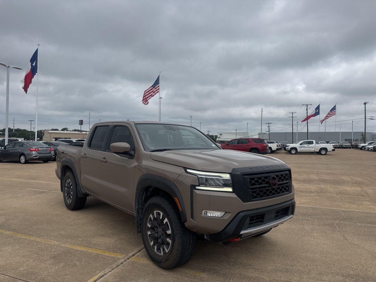 2024 Nissan Frontier PRO-4X Crew Cab 4X4's photo