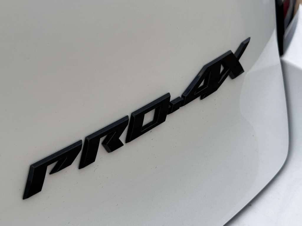 2026 Nissan Armada PRO-4X - Photo 6