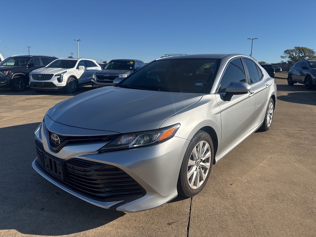 Used 2018 Toyota Camry LE Sedan