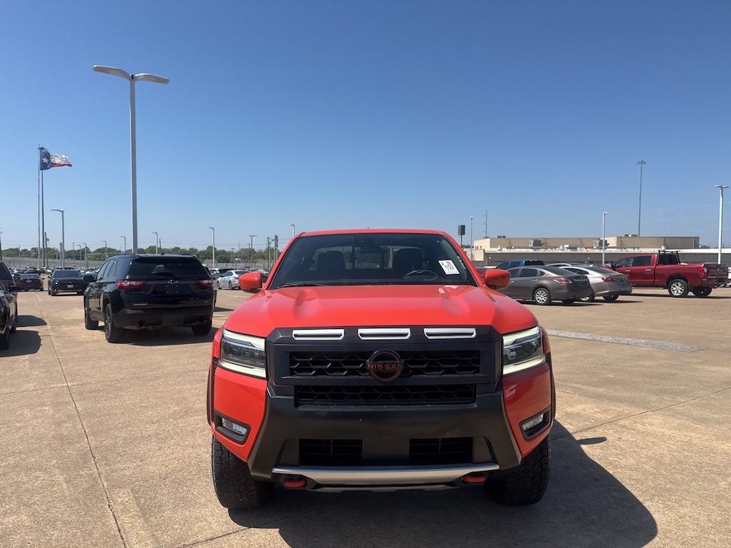 Certified 2025 Nissan Frontier PRO-4X Truck