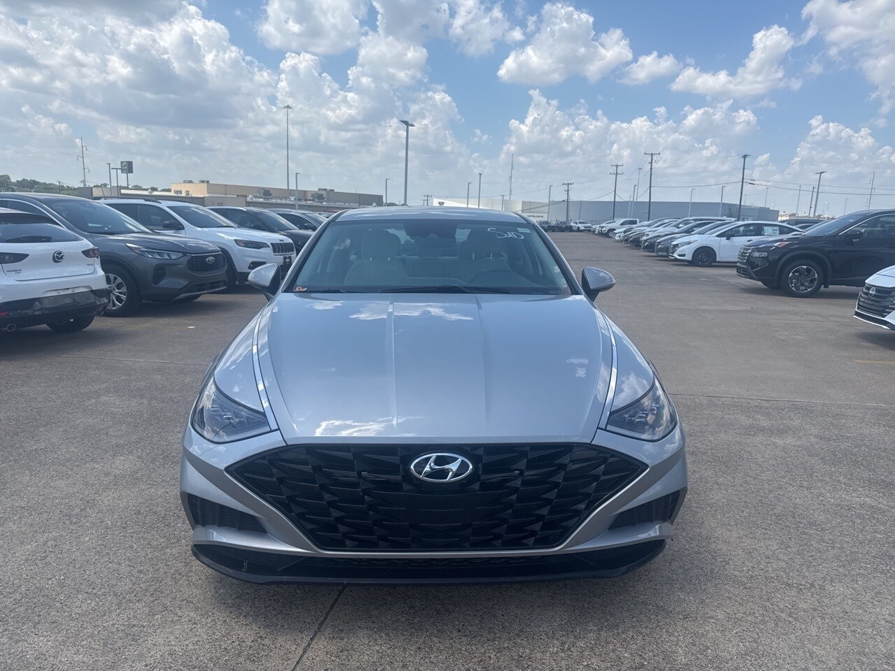 2023 Hyundai Sonata SEL photo 2