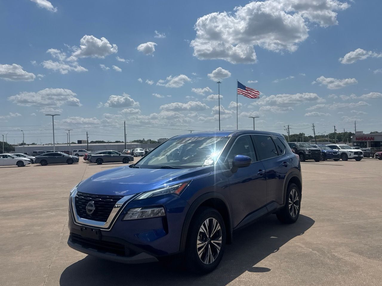 2023 Nissan Rogue SV - Photo 8