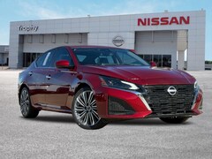 2025 Nissan Altima SL Sedan