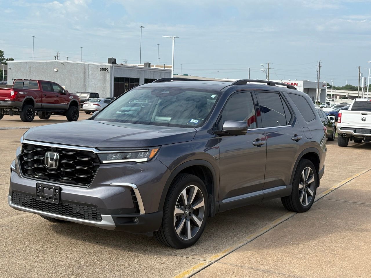 2025 Honda Pilot Elite AWD's photo