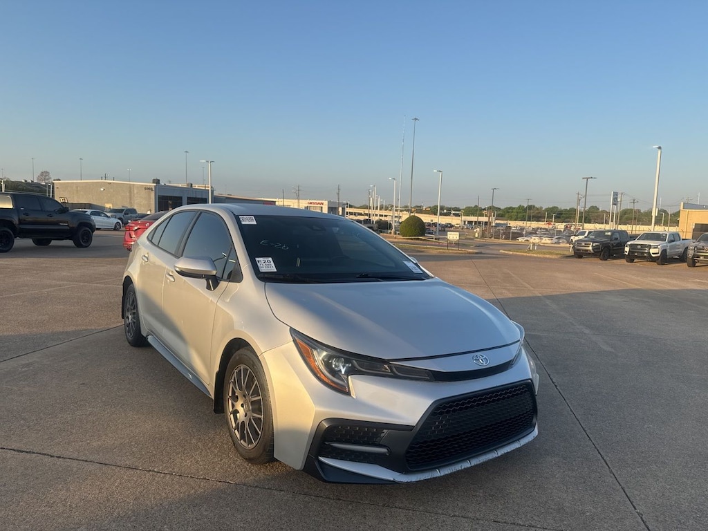 Used 2021 Toyota Corolla SE Sedan