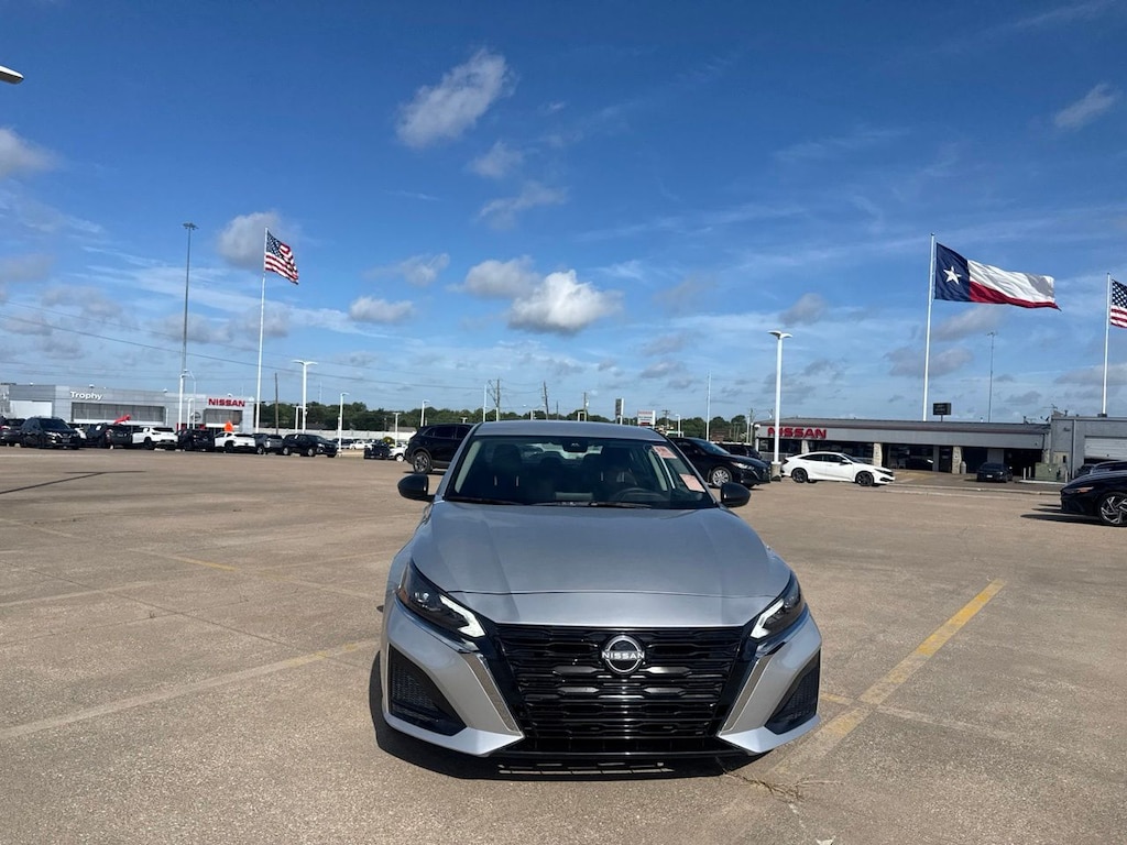 Certified 2025 Nissan Altima 2.5 SV Sedan