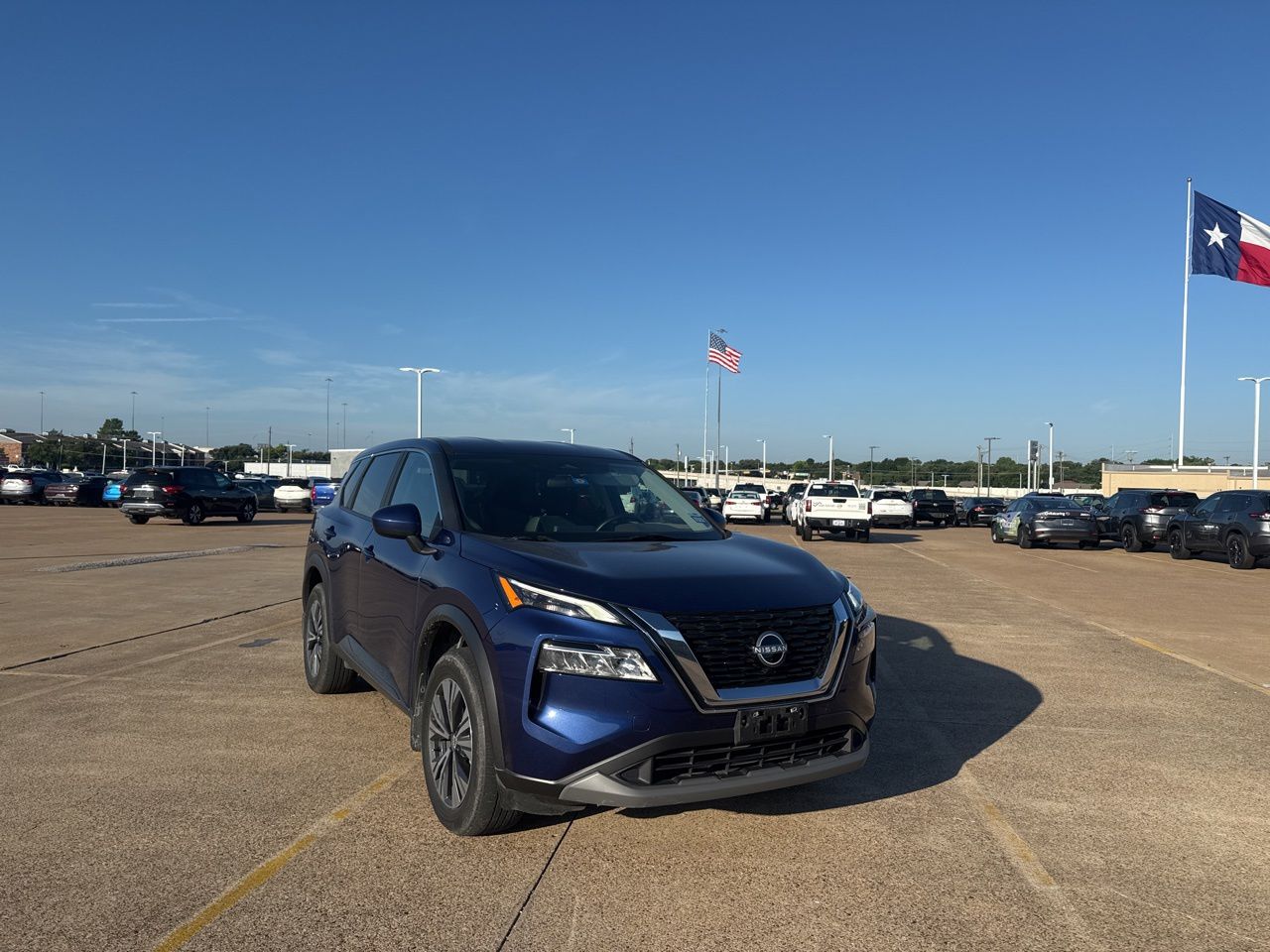 2023 Nissan Rogue SV FWD's photo