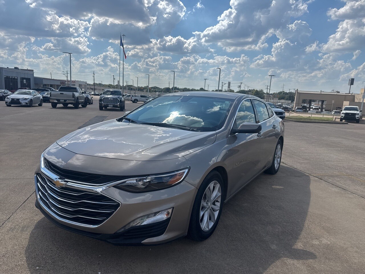 2023 Chevrolet Malibu 1LT photo 3
