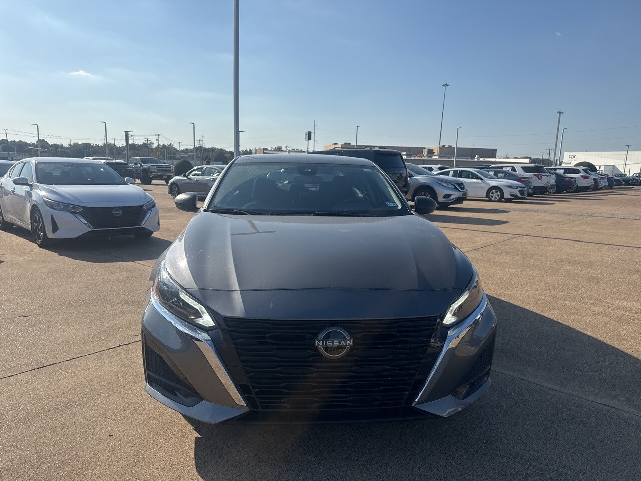 2024 Nissan Altima 2.5 S photo 2