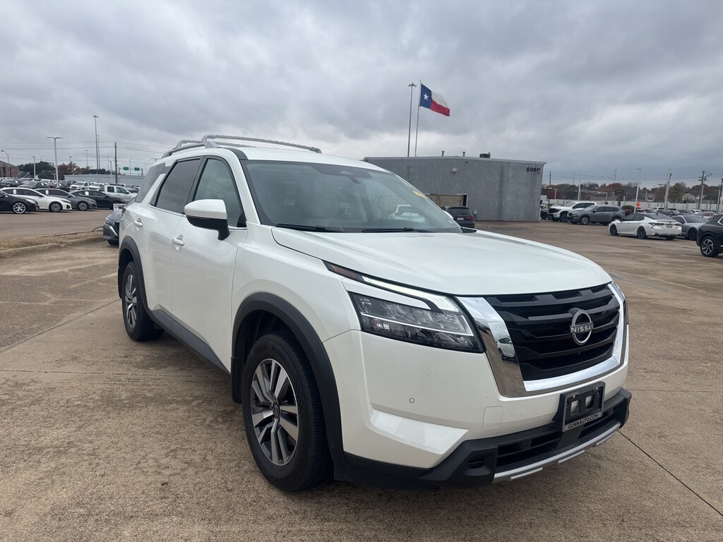 Certified 2024 Nissan Pathfinder SL SUV