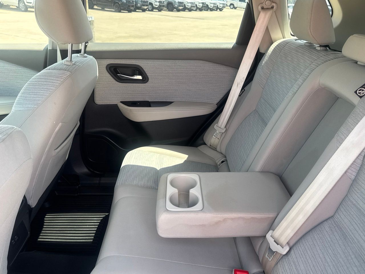 2023 Nissan Rogue SV - Photo 36
