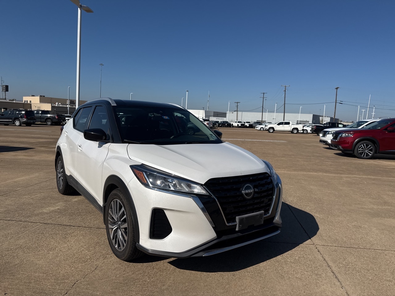 2022 Nissan Kicks SV