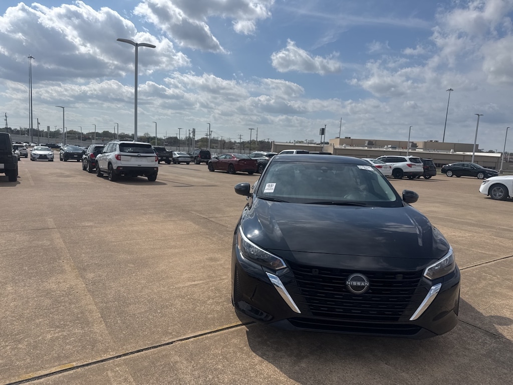 Certified 2024 Nissan