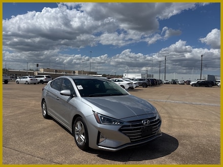 2020 Hyundai Elantra SEL Sedan