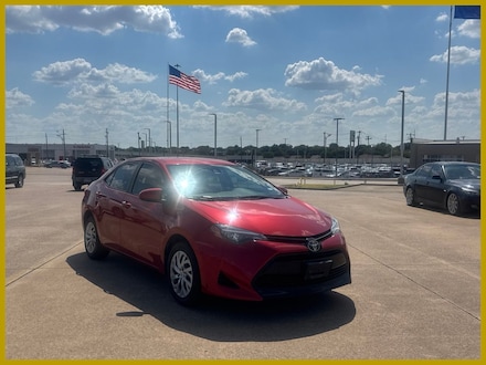 2017 Toyota Corolla LE Sedan