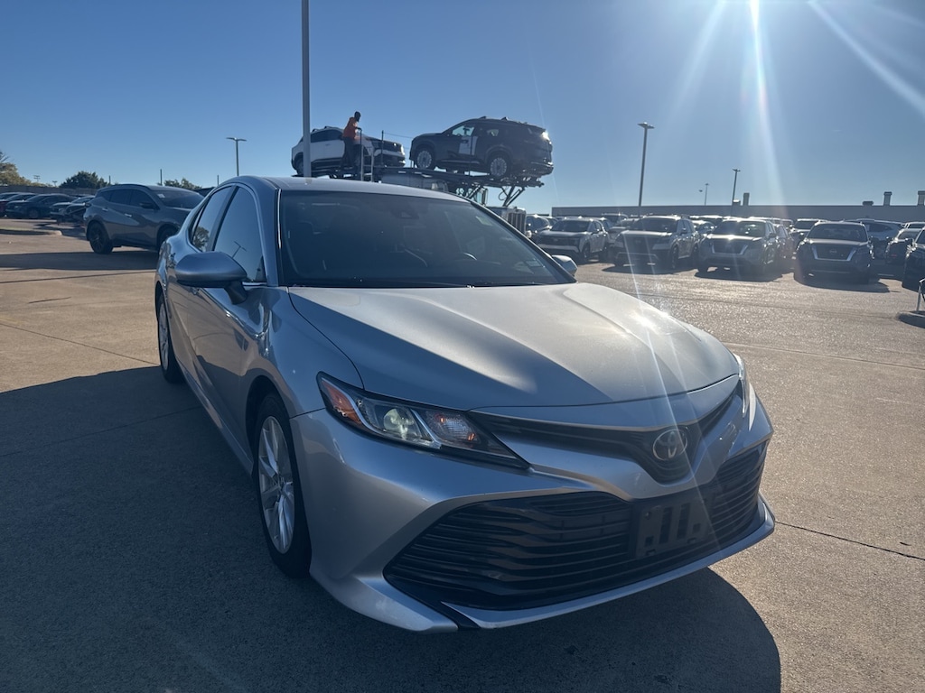 Used 2018 Toyota Camry LE Sedan