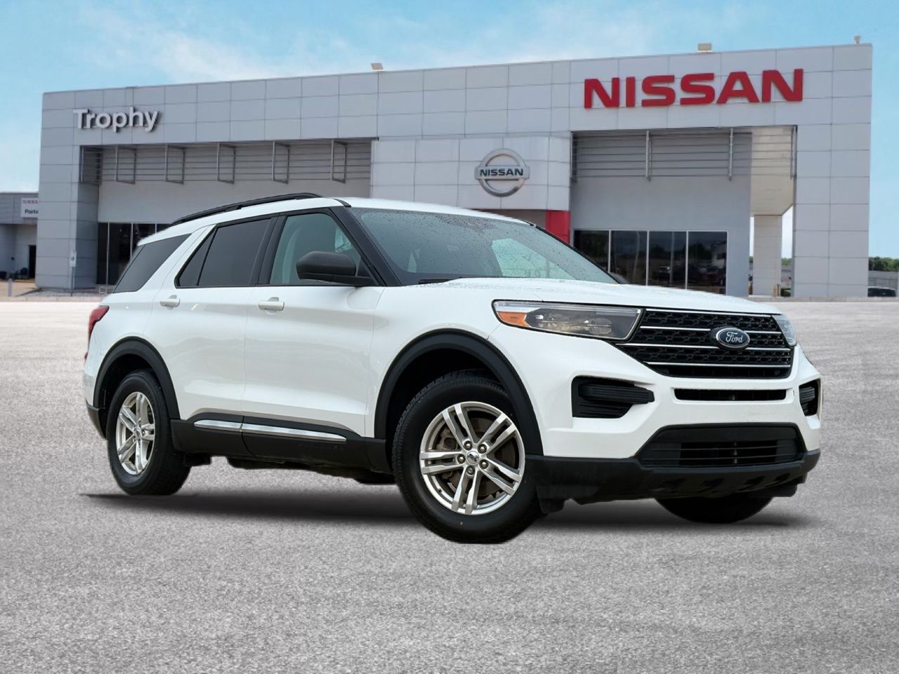 2022 Ford Explorer XLT RWD's photo