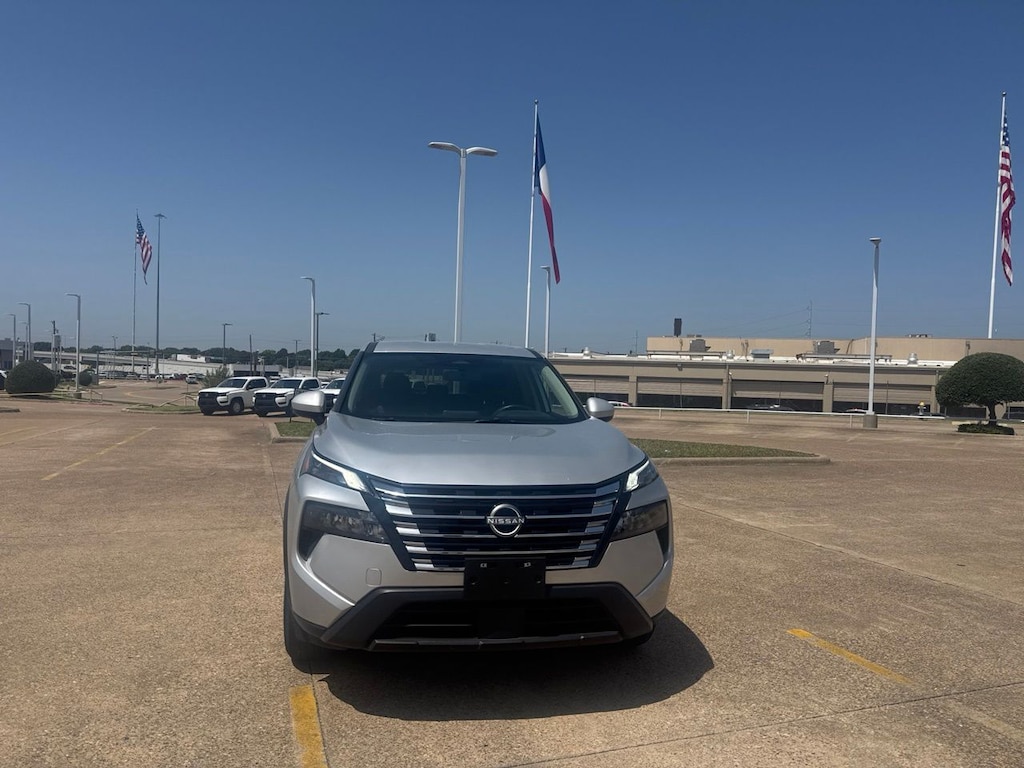Certified 2025 Nissan