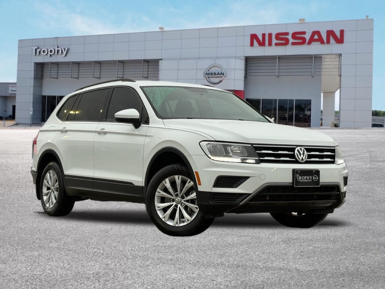 2019 Volkswagen Tiguan S's photo