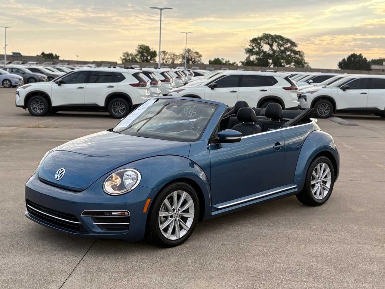 3VW5DAAT8KM508884