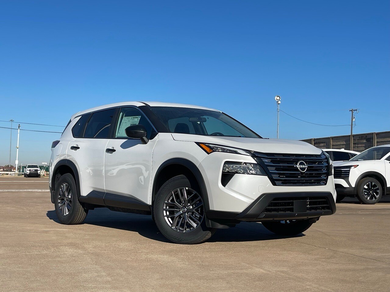 2025 Nissan Rogue S photo 2