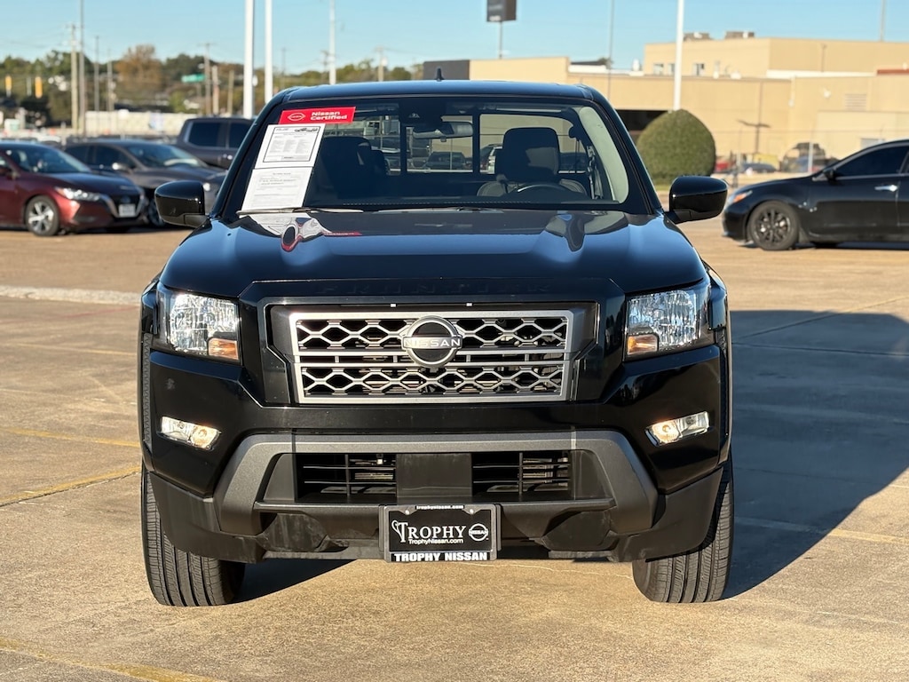 Certified 2022 Nissan