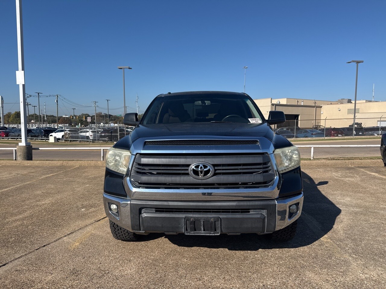 2014 Toyota Tundra SR5 photo 2