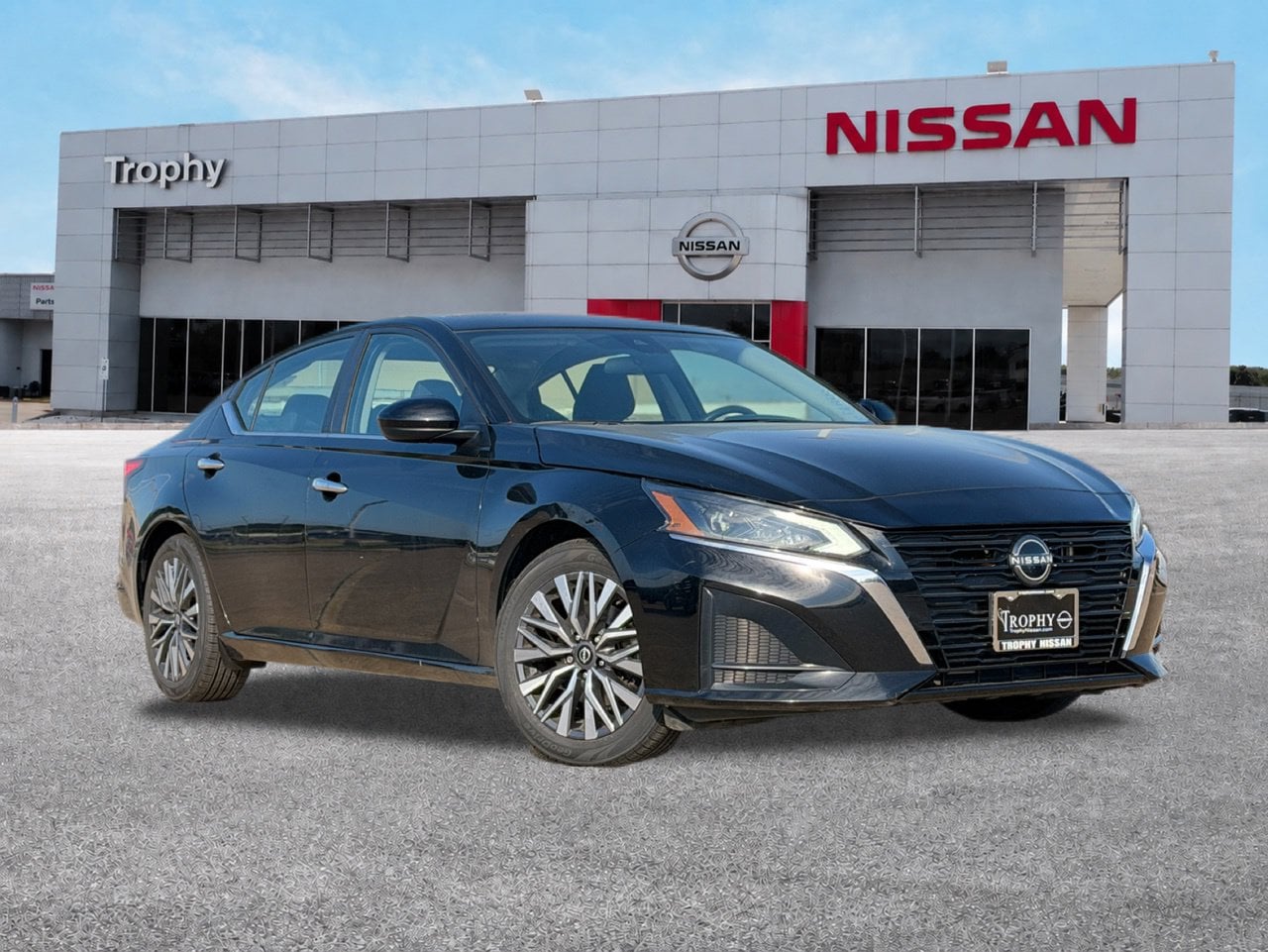Super Black Clearcoat 2023 Nissan Altima Sedan Front-Wheel Drive Continuously Variable Transmission