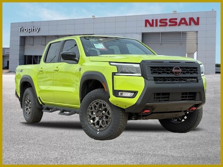 2026 Nissan Frontier PRO-4X w/R Package Truck Crew Cab