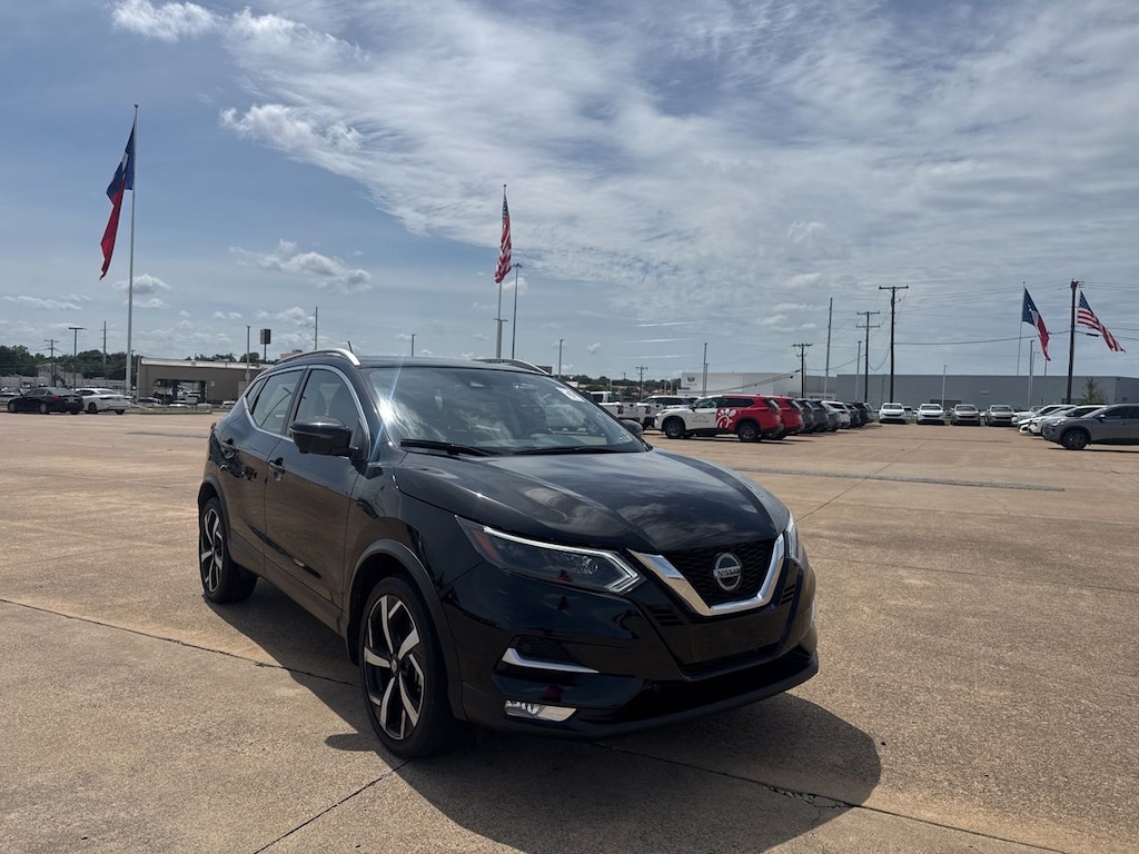 Certified 2022 Nissan Rogue Sport SL SUV