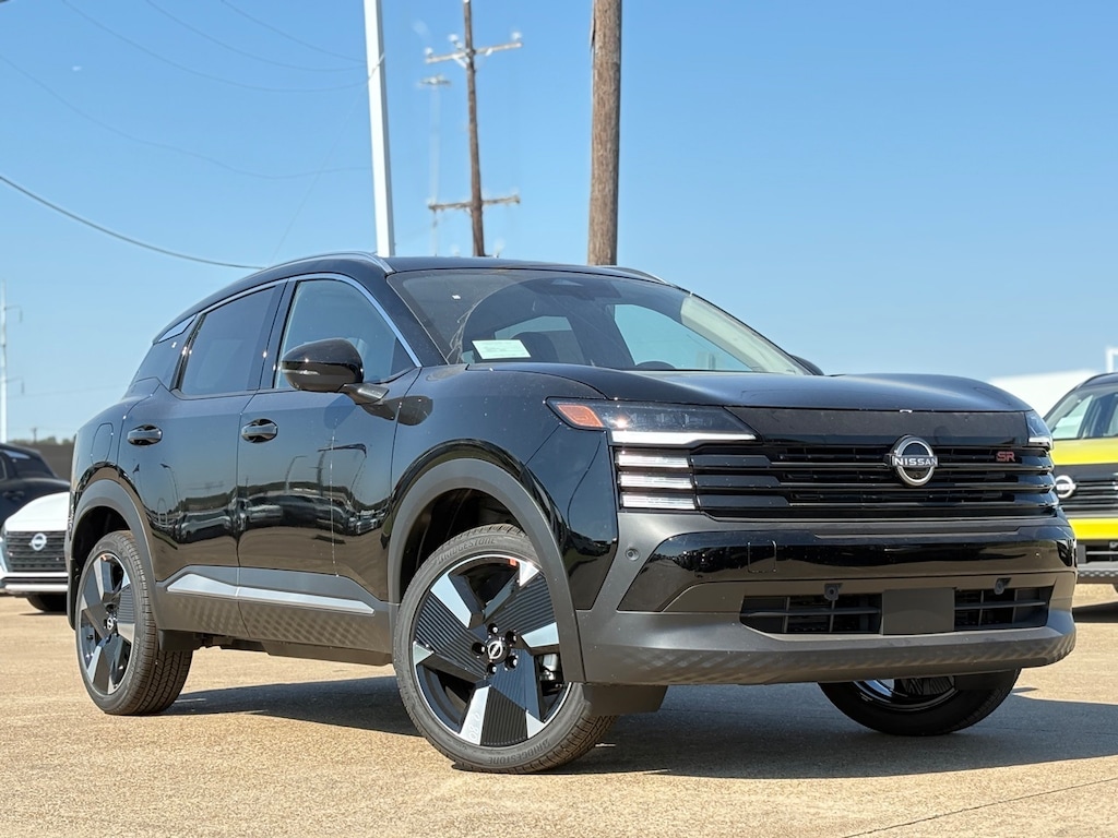 New 2026 Nissan Kicks SR SUV