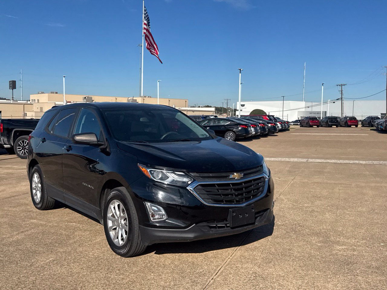 Used 2020 Chevrolet Equinox LS with VIN 2GNAXSEV6L6223498 for sale in Mesquite, TX