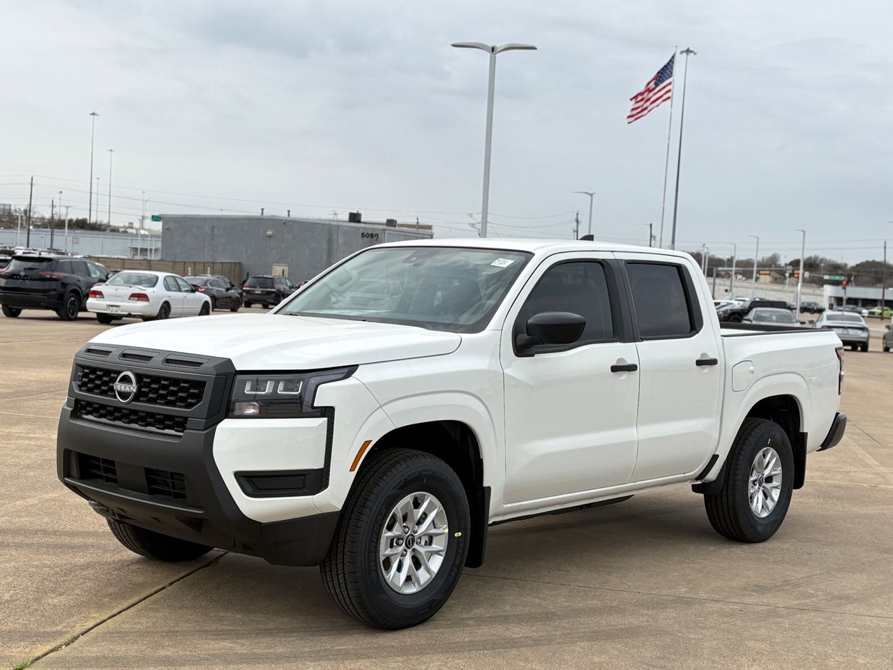 View vehicle photo 5
