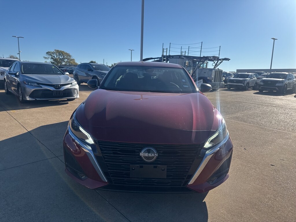 Certified 2024 Nissan Altima 2.5 SV Sedan