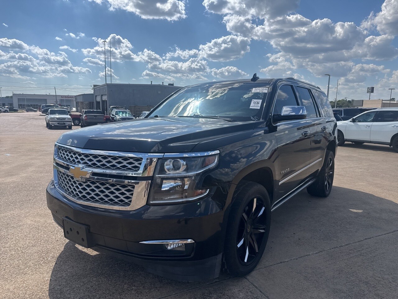 2016 Chevrolet Tahoe LTZ photo 3
