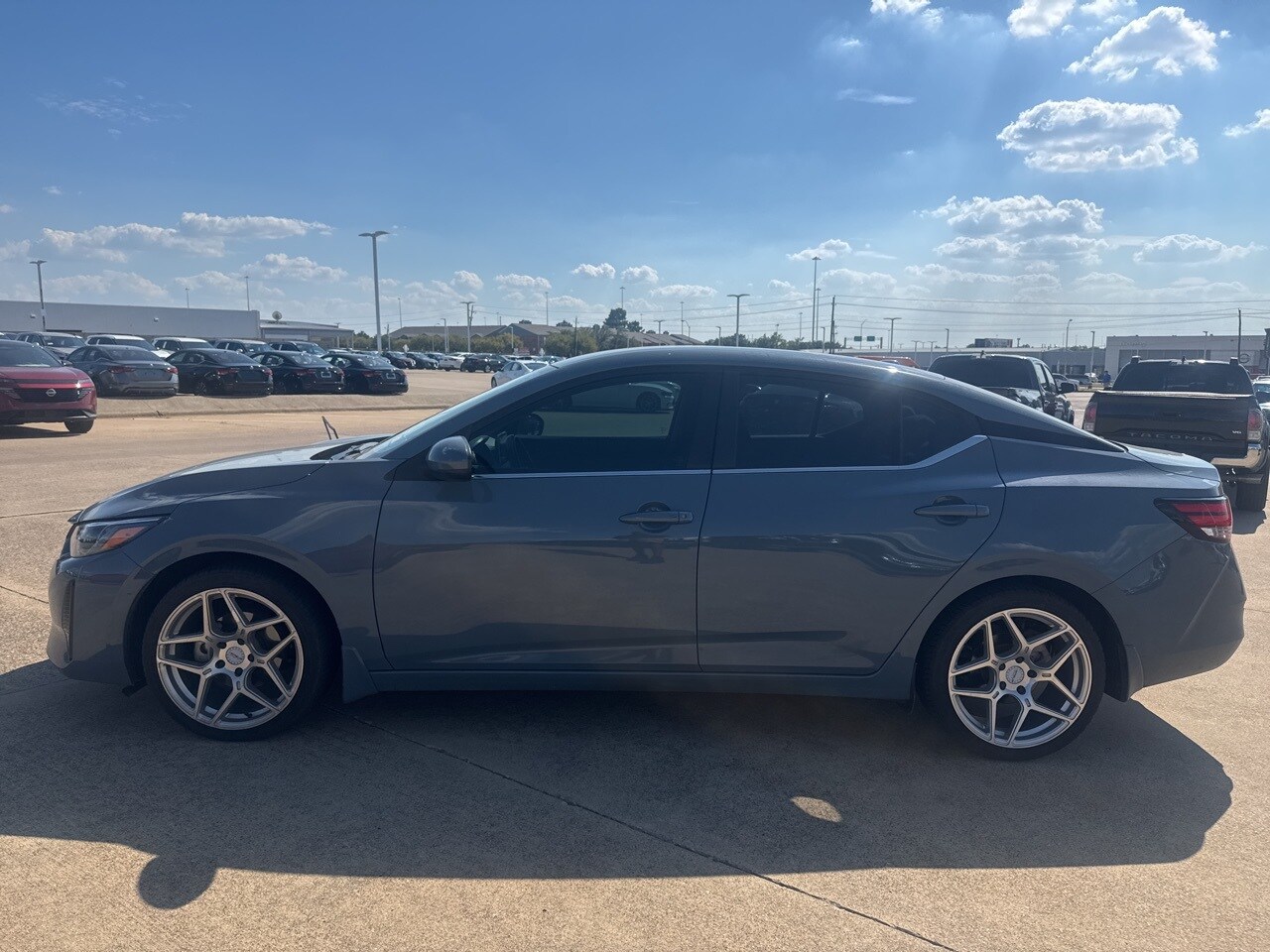 2024 Nissan Sentra SV photo 4