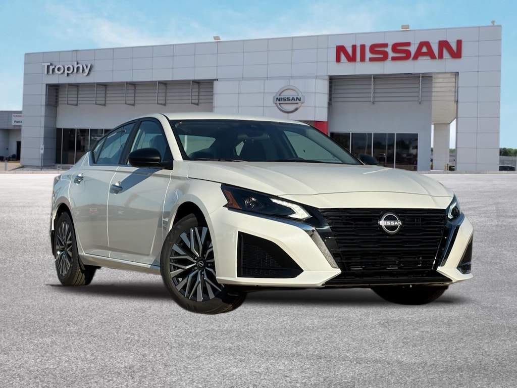 New 2025 Nissan Altima SV Sedan