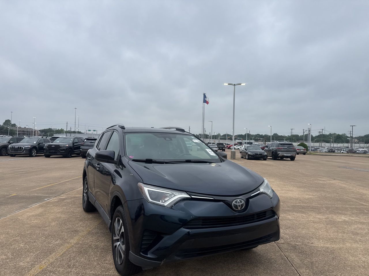 Used 2017 Toyota RAV4 LE with VIN 2T3ZFREV8HW365709 for sale in Mesquite, TX