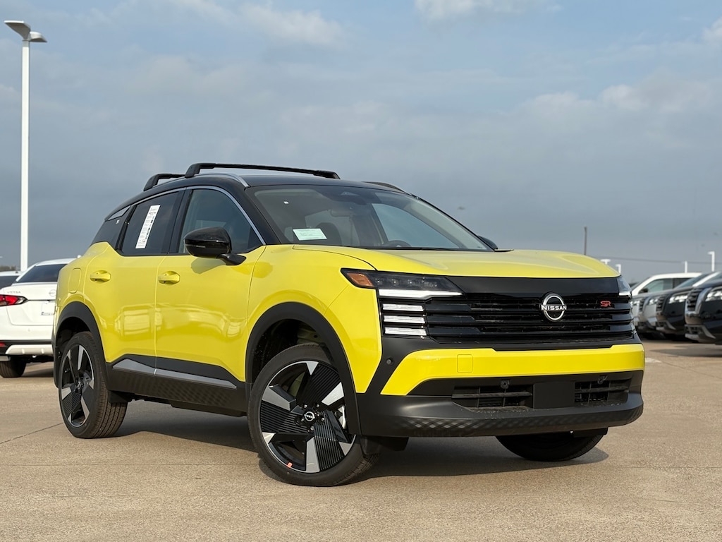 New 2026 Nissan Kicks SR SUV