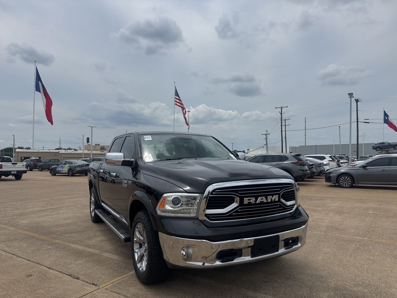 2016 RAM 1500 Laramie Limited 4x4 Crew Cab 5'7's photo