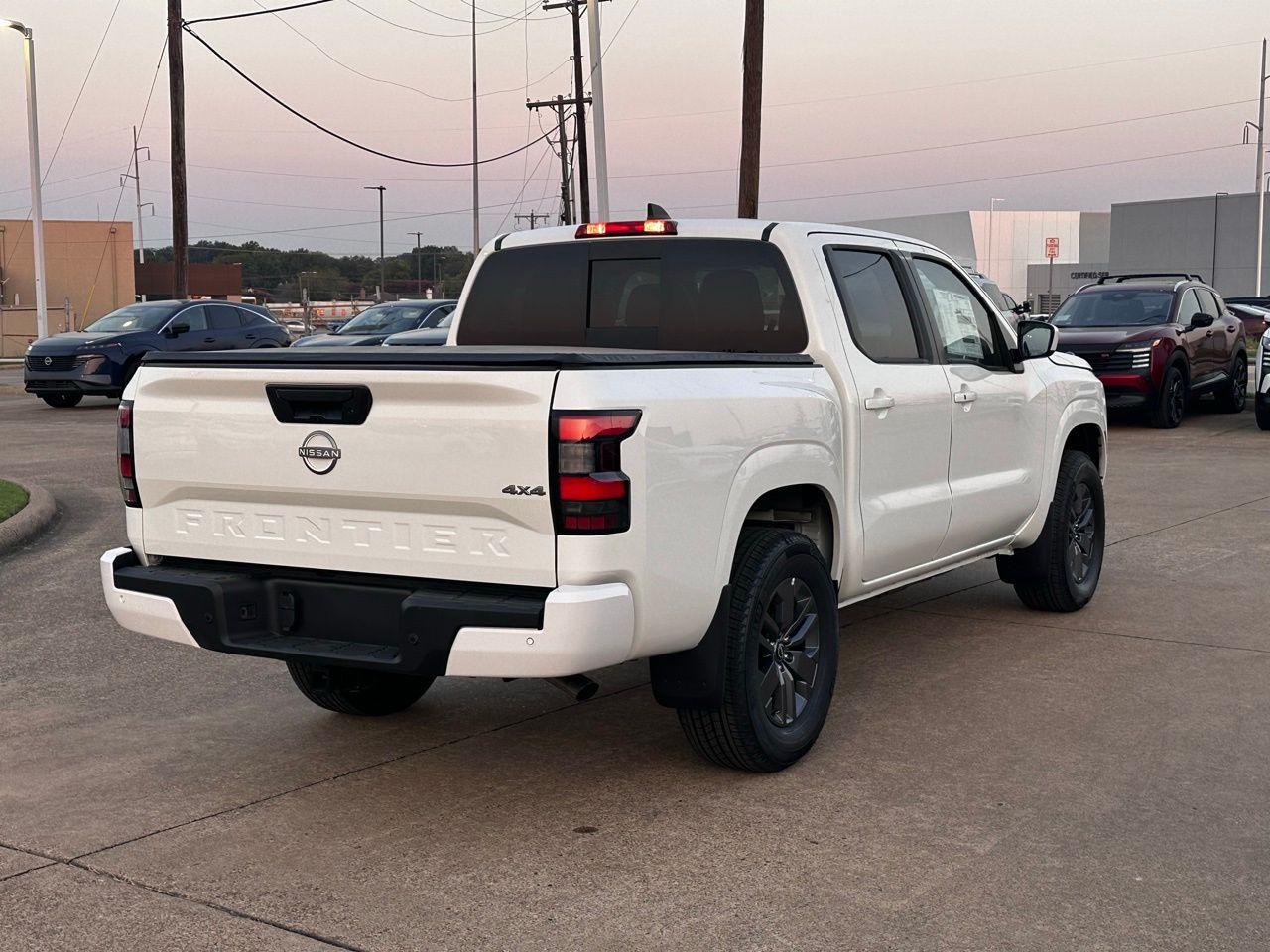 View vehicle photo 6